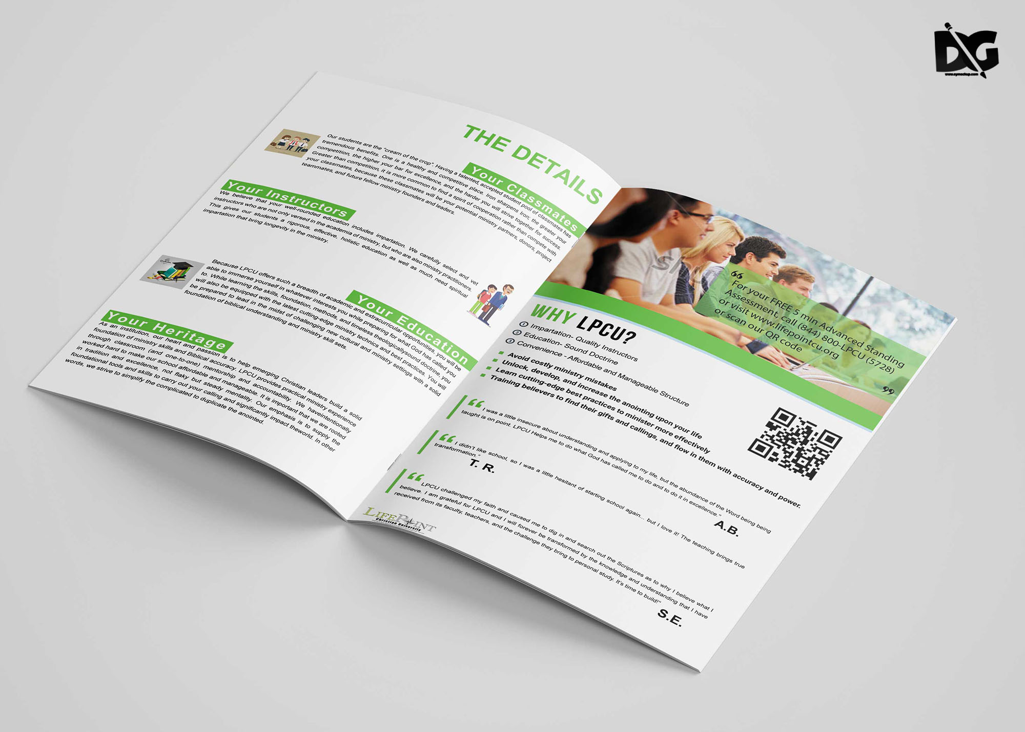 Free Download PSD University Bi-Fold Brochure Template