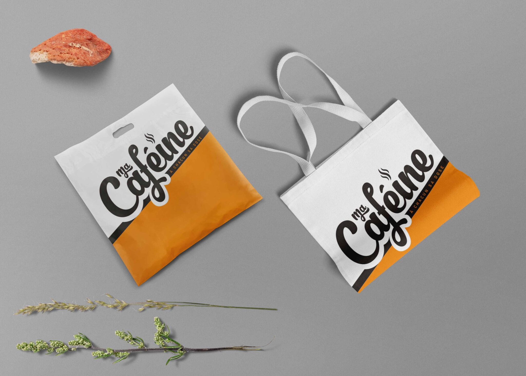 New Shopping Bag Label Mockup Free PSD Freebies Mockup